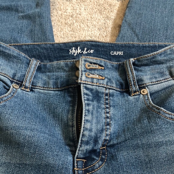 END OF YEAR SALE! | Style & Co Capri Cuffed Jeans - Picture 2 of 4